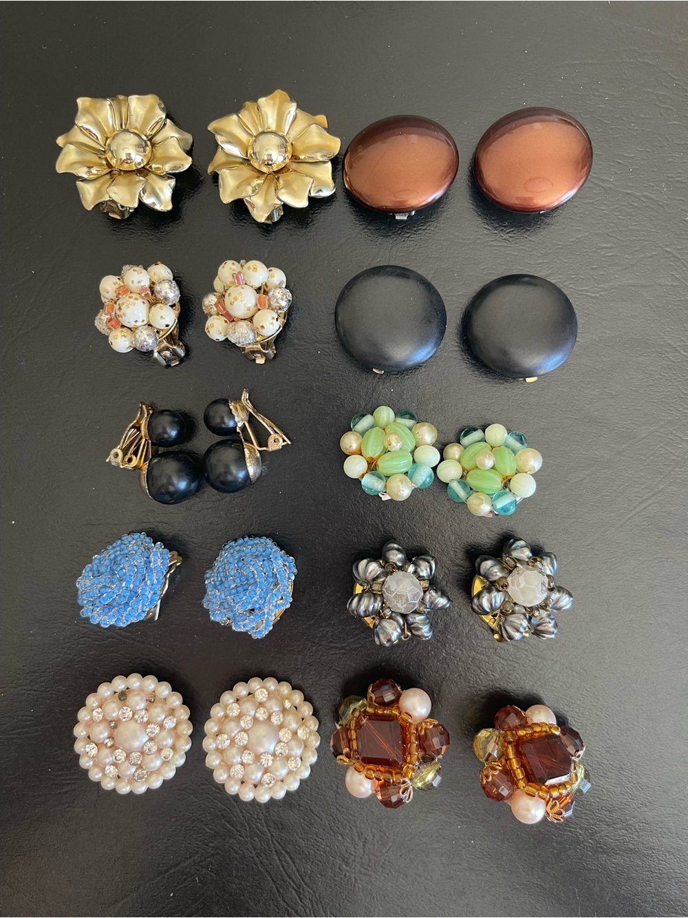 Vintage clip on earrings lots .